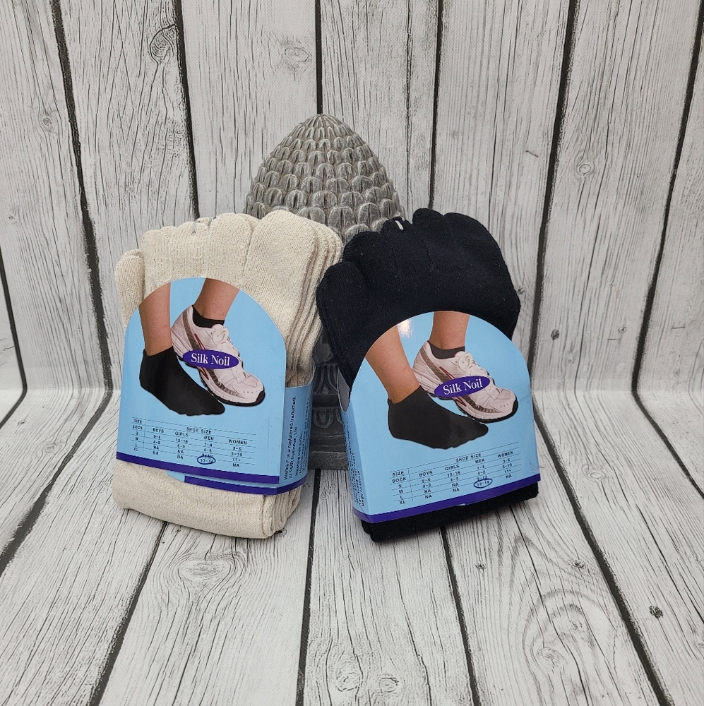 6 New Pairs of Wellbin Sport Toe Socks